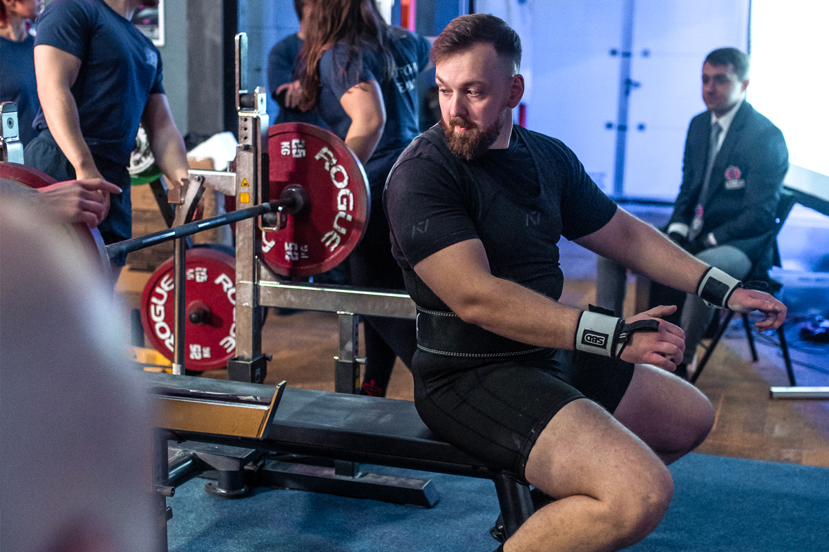 Jon preparing for a bench press at South East Powerlifting